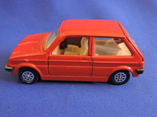 Corgi Toys AUSTIN MINI METRO 1.3 HLS  ( Red )  Like Dinky Toys  #  PRICE REDUCED #