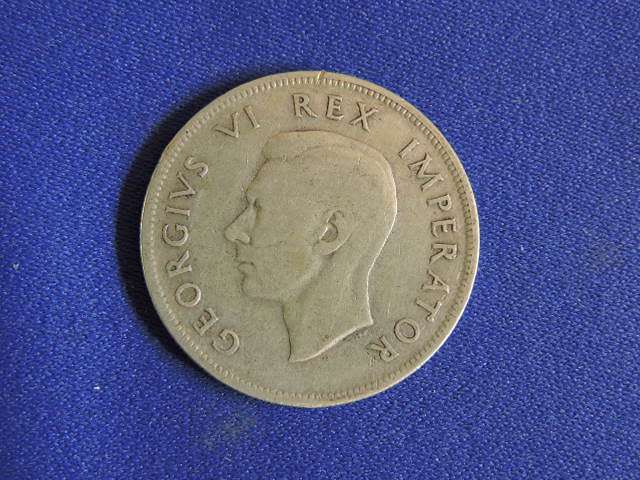 1939 SA Union 2 1/2 Shilling Half Crown silver coin RARE low mintage coin