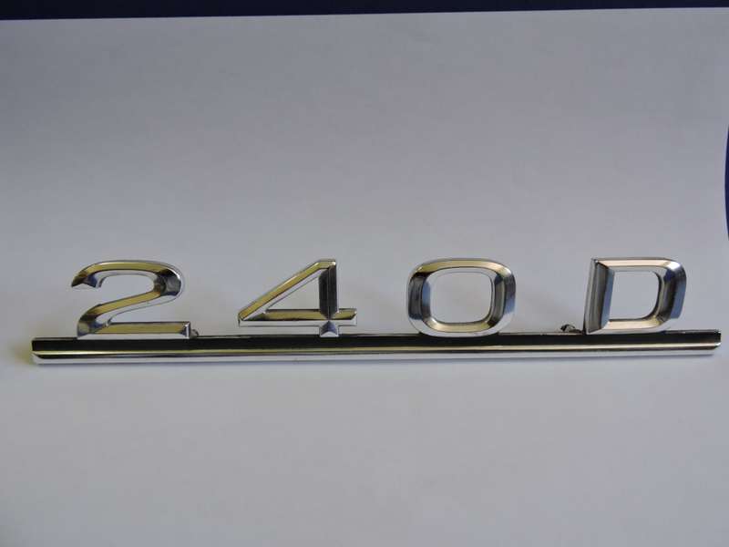 Mercedes Benz 240D Boot badge - Old type
