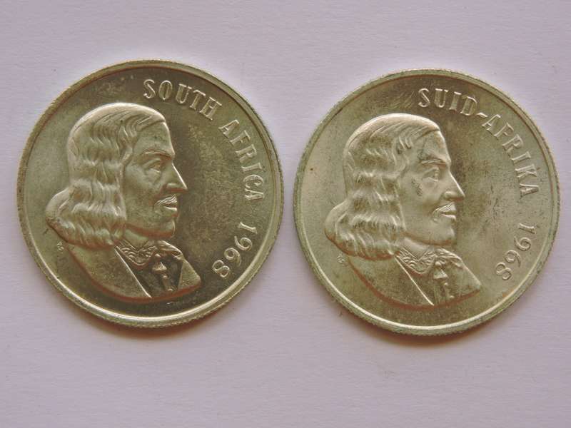 1968 Silver One Rand Coin R1 Rand   Both Afrikaans and English in pouch.