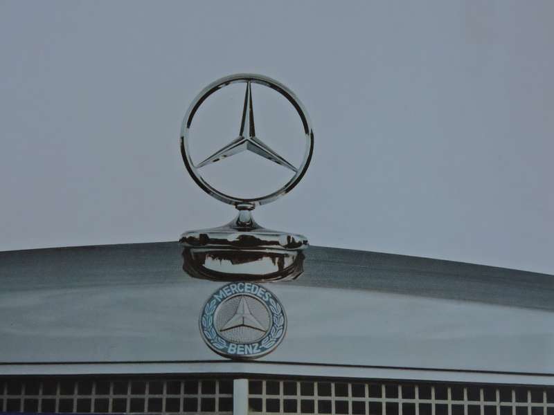 Mercedes Benz 220 advertising brochure.  Awesome pics   # LOOK #