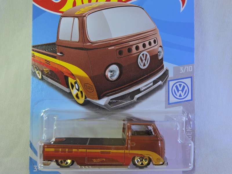 Hot Wheels Volkswagen VW T2 Pickup Kombi Bakkie ( Bronze )