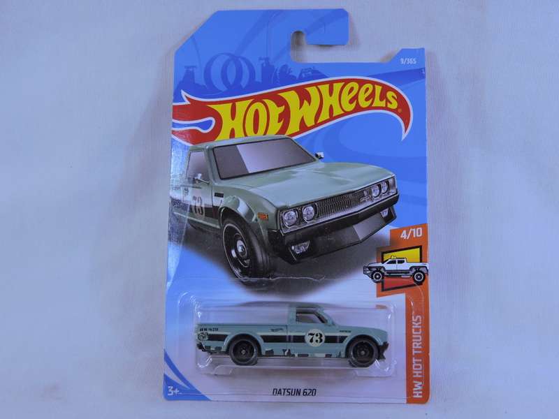Hot Wheels NISSAN 620 Truck Bakkie ( Teal Green #73 ) Like Datsun