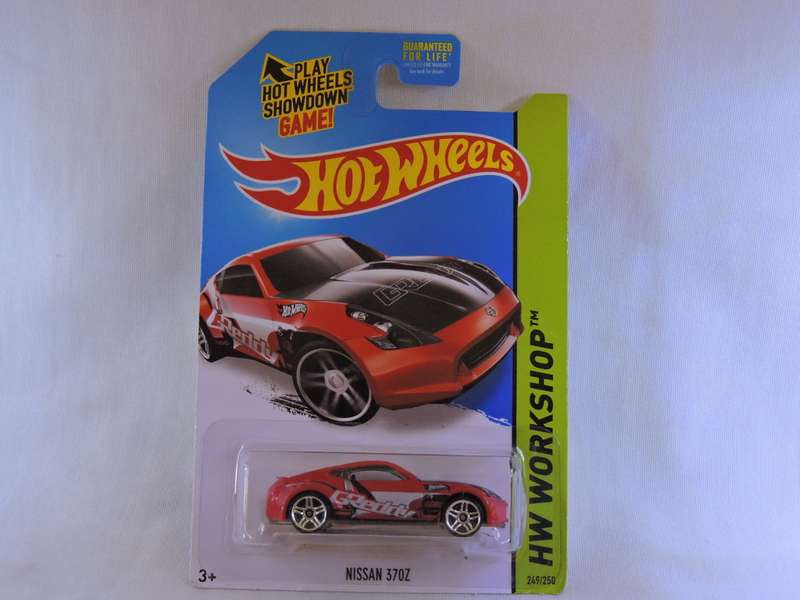 Hot Wheels NISSAN 370 Z ( Red  G.Reddy ) Like DATSUN