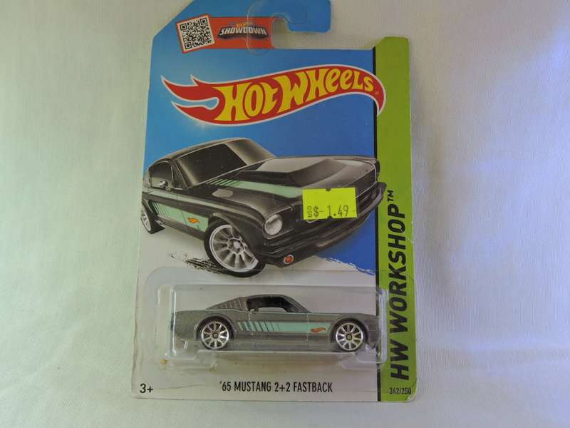 Hot Wheels FORD Mustang 2 + 2 Fastback ( Silver/light green )