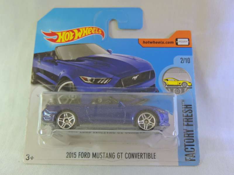 Hot Wheels FORD Mustang GT Convertible ( Royal Blue )