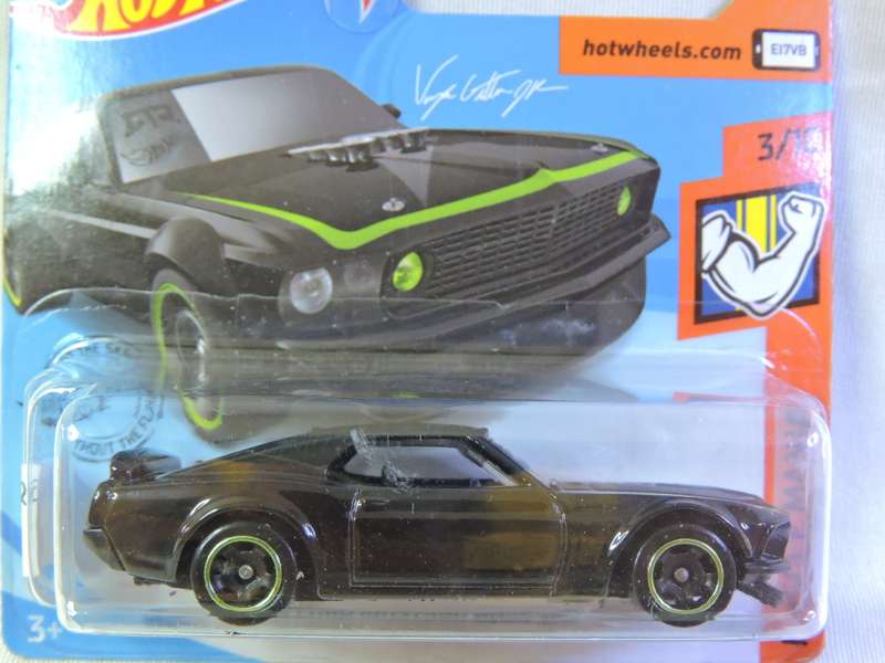 Hot Wheels FORD Mustang Boss 302 ( Black green stripe )