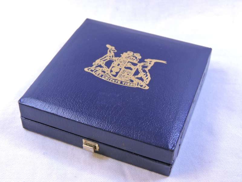 Proof 1990 R1 Silver Coin Springbok in SA Mint blue box  ,925 Silver content