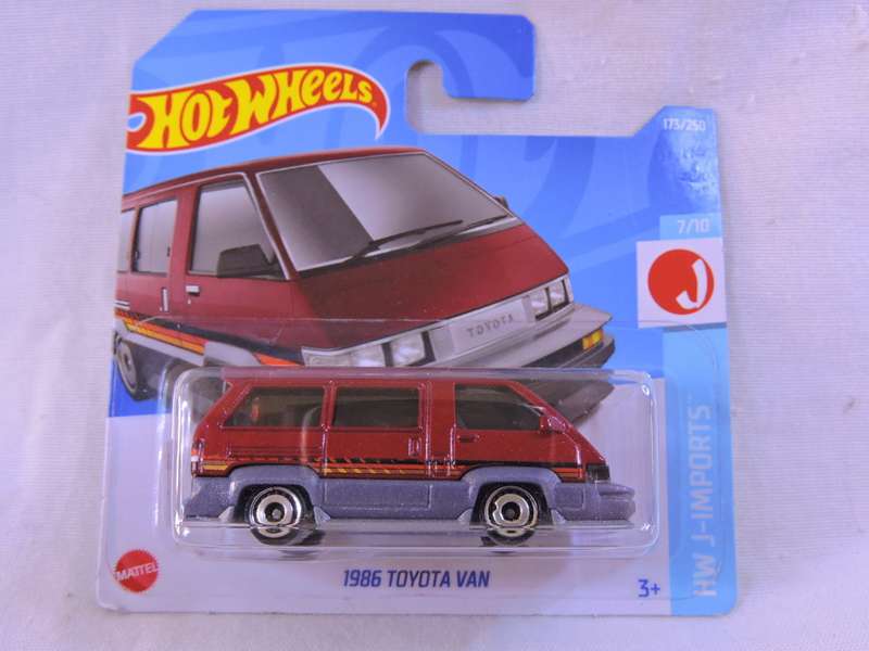 Hot Wheels TOYOTA Van ( Red/Grey )