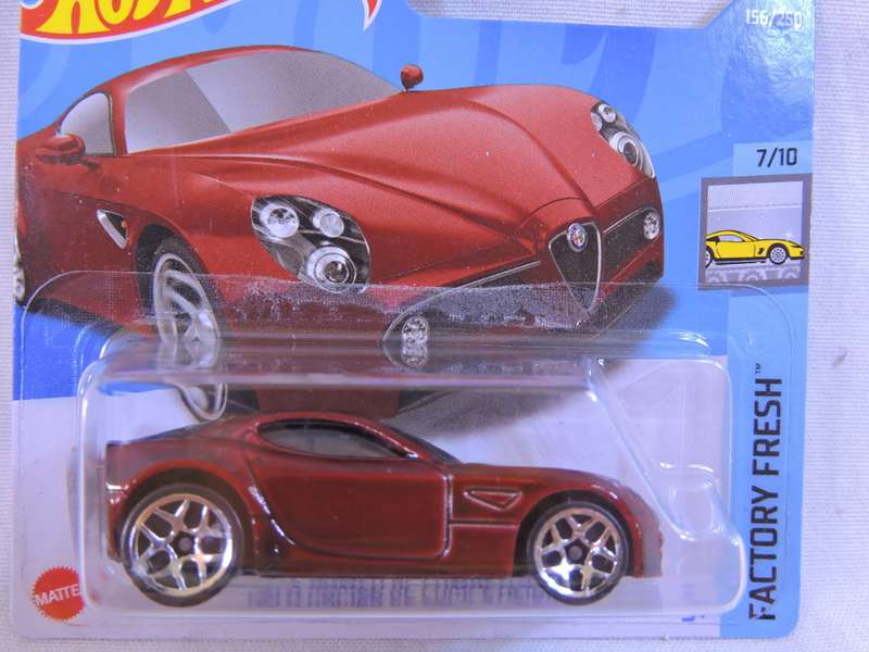 Hot Wheels Alfa Romeo 8C Competizione ( Red )