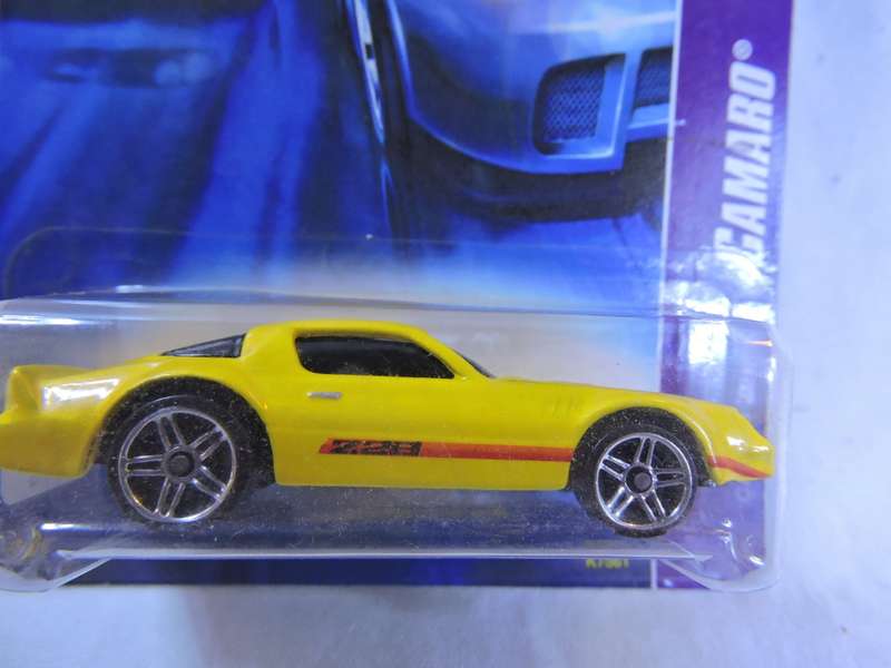Hot Wheels CHEVY CHEVROLET Camero Z28 ( Yellow ) # CHEVY BLOW OUT SALE #