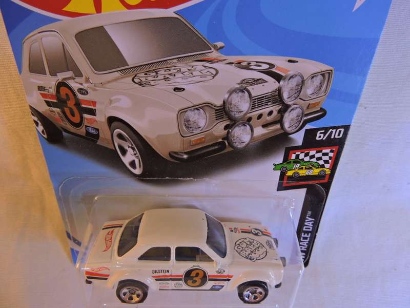 Hot Wheels FORD Escort RS 1600 ( White GUMBALL 3000 #3 )