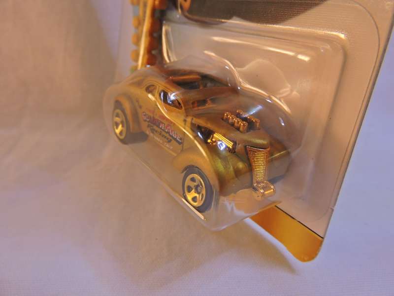 Hot Wheels Pass n Gasser ( GOLD ) Like Chevy and Ford