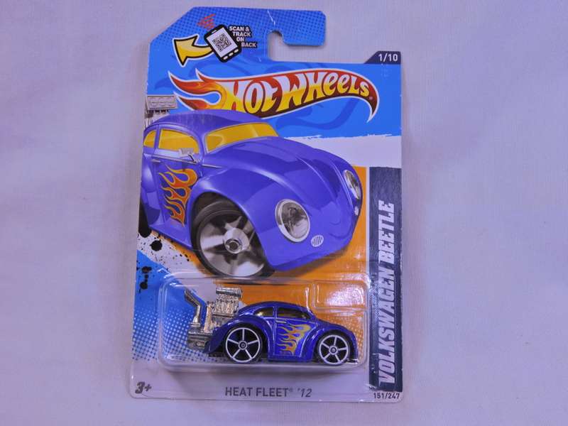 Hot Wheels Volkswagen VW BEETLE ( Royal Blue/Purple ) Heat Fleet Long Card