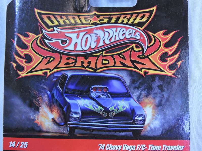 Hot Wheels Chevy Vega Chevy Chevrolet ( F/c Time Traveler ) Drag Strip Demons Real Riders Full Metal