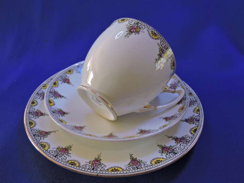 Royal Albert Trio   Vintage fine porcelain