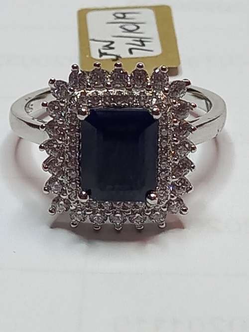 Classical Sterling silver and Sapphire ring