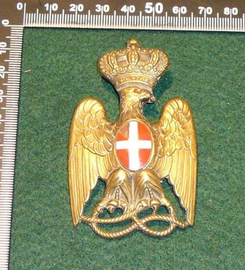 ITALIAN POLICE OFFICERS PAI (Polizia Africa Italiana) CAP BADGE