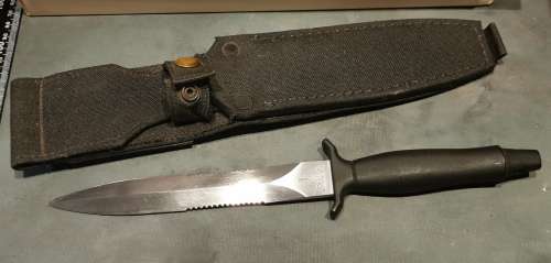 VINTAGE RECCE USED GERBER MARK 11 FIGHTING KNIFE
