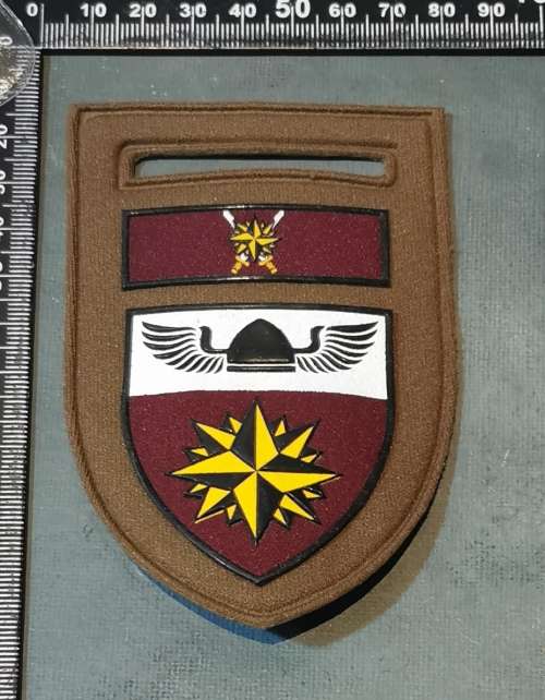 4 SPECIAL FORCES TUPPERWARE FLASH