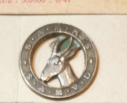 WW2 SOUTH AFRICAN MEDICAL NURSING SERVICES ID BOOK,RED CROSS CARD and BADGE
