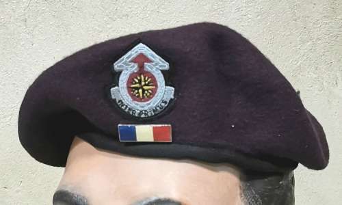 1 MAINTENANCE UNIT BERET