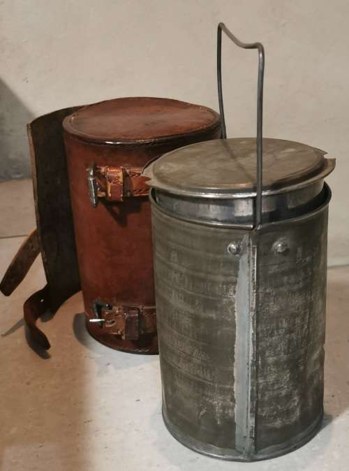 BOER WAR BRITISH CAVALRY OFFICERS MESS TIN
