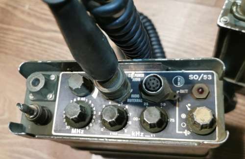 SADF BORDER WAR PERIOD SO/53 MANPACK VHM/FM RADIO & A60 SA MK3 FIELD RADIO