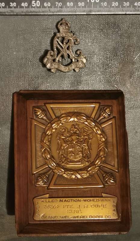 WW2 KILLED IN ACTION, EL ALAMEIN DEATH PLAQUE & REPRINT DOCUMENTS FOR MAN