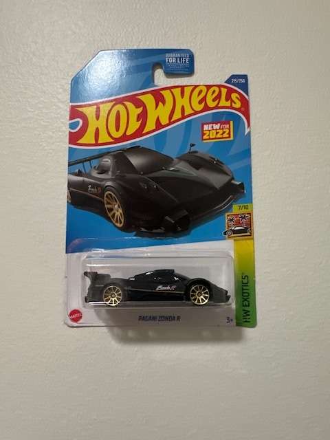 Hotwheels Pagani Zonda R Long Cards