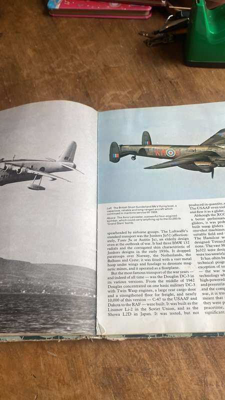 Illustrated History of Aircraft - Brendan Gallagher
