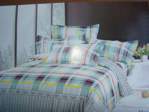 Excellent  superior quality, pure cotton.Queen 10pcs printed and embroidered duvet cover set