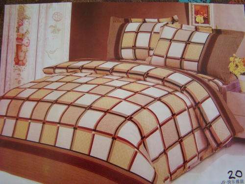Excellent superior quality, pure cotton.Queen 10pcs printed and embroidered duvet cover set
