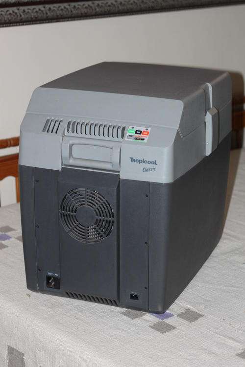 Tropicool Classis 28L Camping 12V COOLER