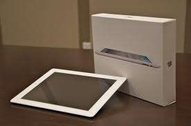 LOOK!!!!!!!! Apple IPad 2 White 16g 3G & Wifi