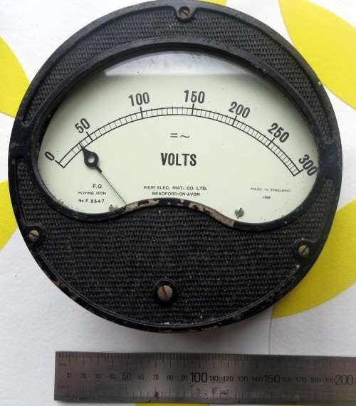 1950 Weir Elec Inst Co Ltd Voltmeter Bradford-on-Avon England collectible vintage machine