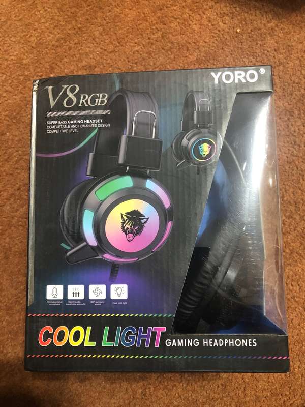 Pack of Six Headphones