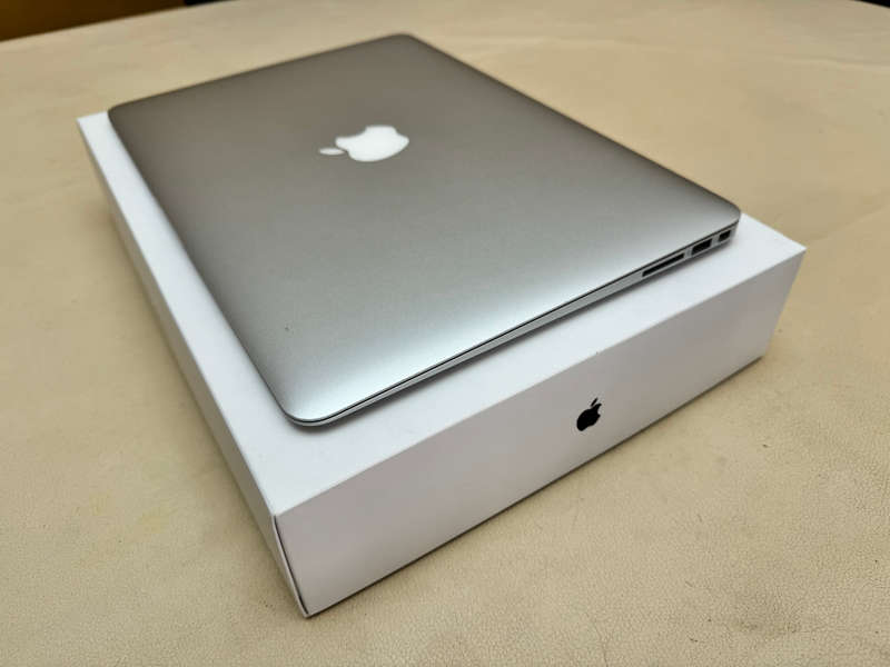 MacBook Air 13" 128GB