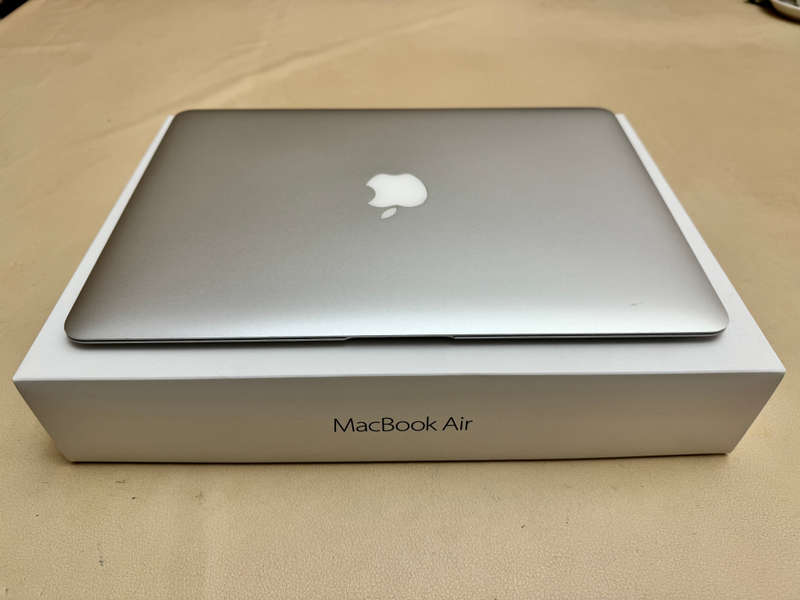 MacBook Air 13" 128GB