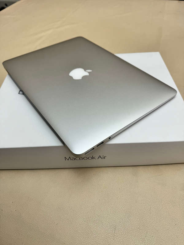 MacBook Air 13" 128GB