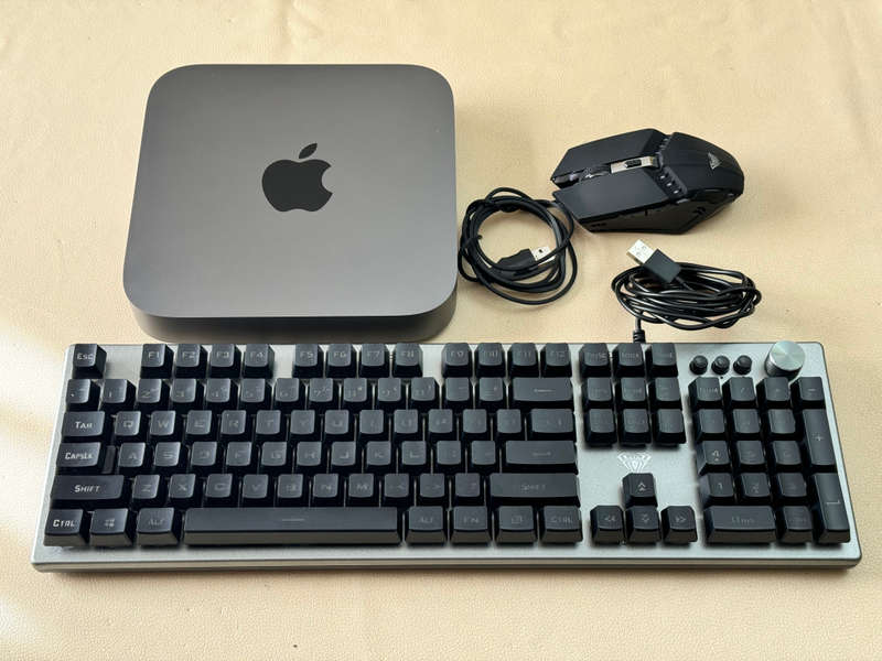 2018 Apple Mac Mini with 3.6GHz Quad Core Intel Core i3 - 128gb ssd - 8gb ram Like New Condition -