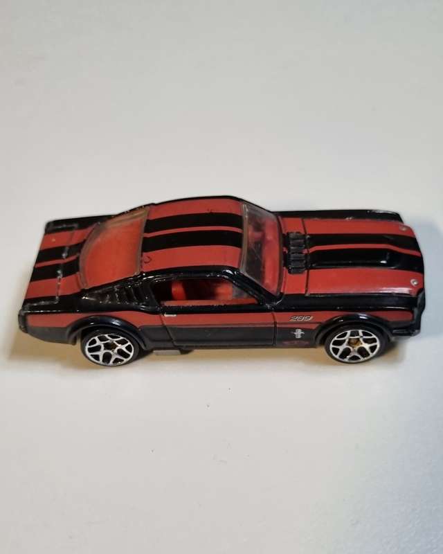 Hot Wheels 65 Mustang Fastback