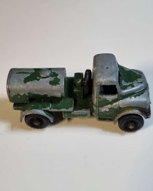 Matchbox Lesney Army Water Tanker # 71A