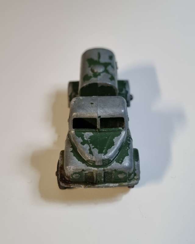 Matchbox Lesney Army Water Tanker # 71A