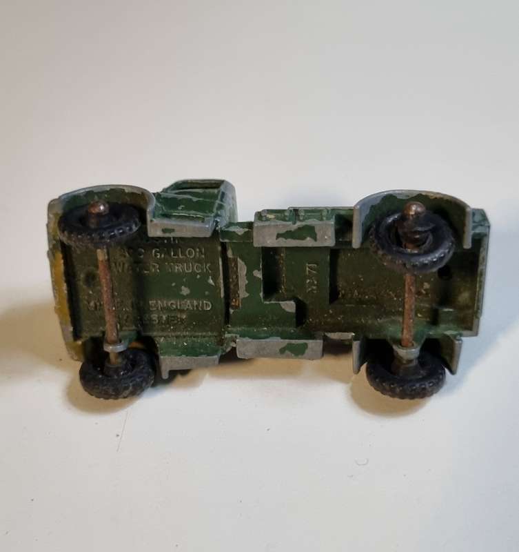 Matchbox Lesney Army Water Tanker # 71A