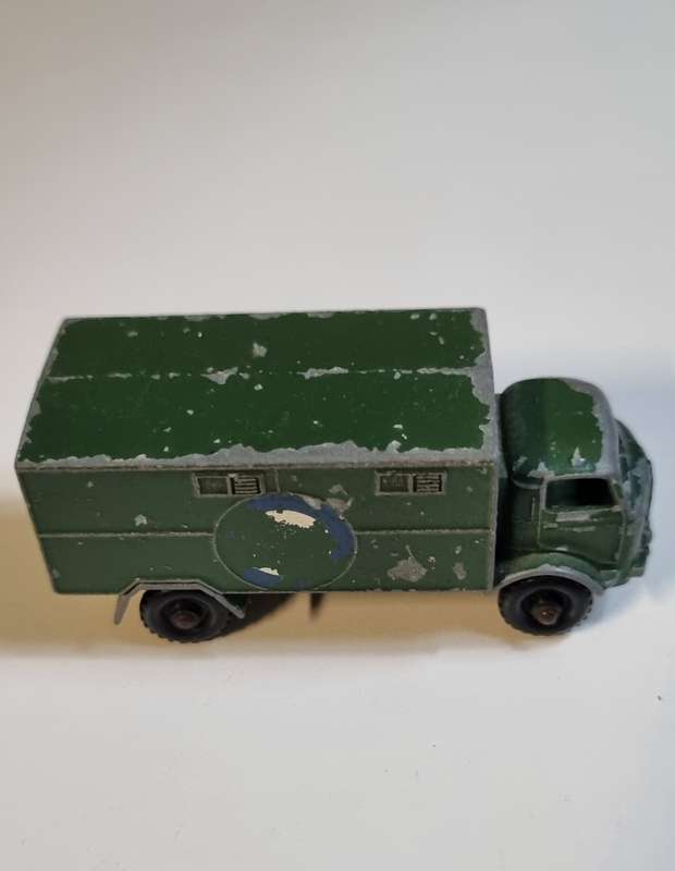 Matchbox Lesney Ford 3 Ton 4x4 Service Ambulance #63A