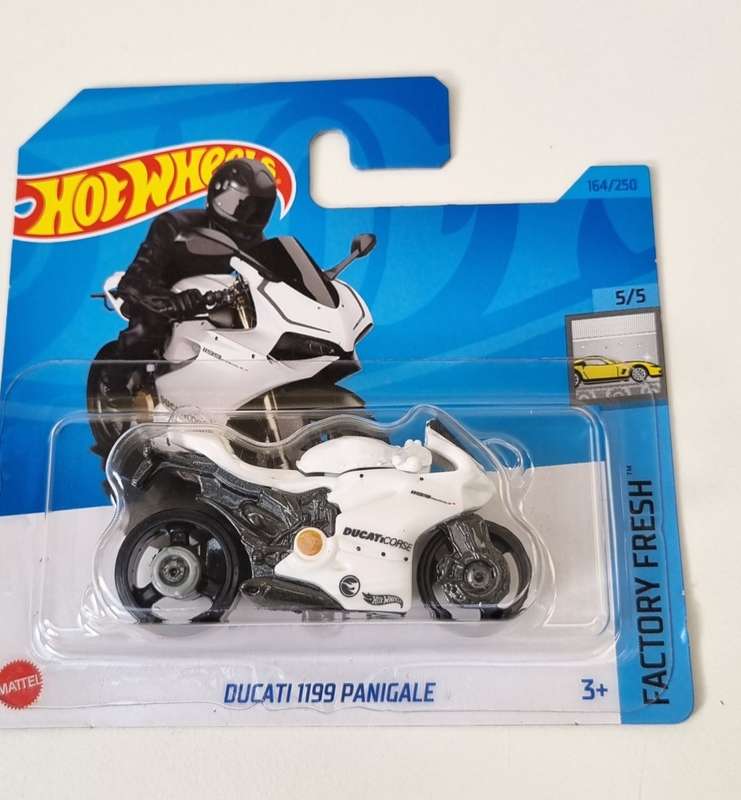Hot Wheels Ducati 1199 Panigale Treasure Hunt