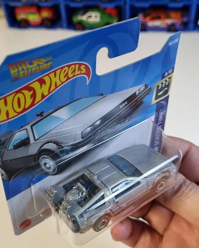 Hot Wheels Back to the future Time Machine