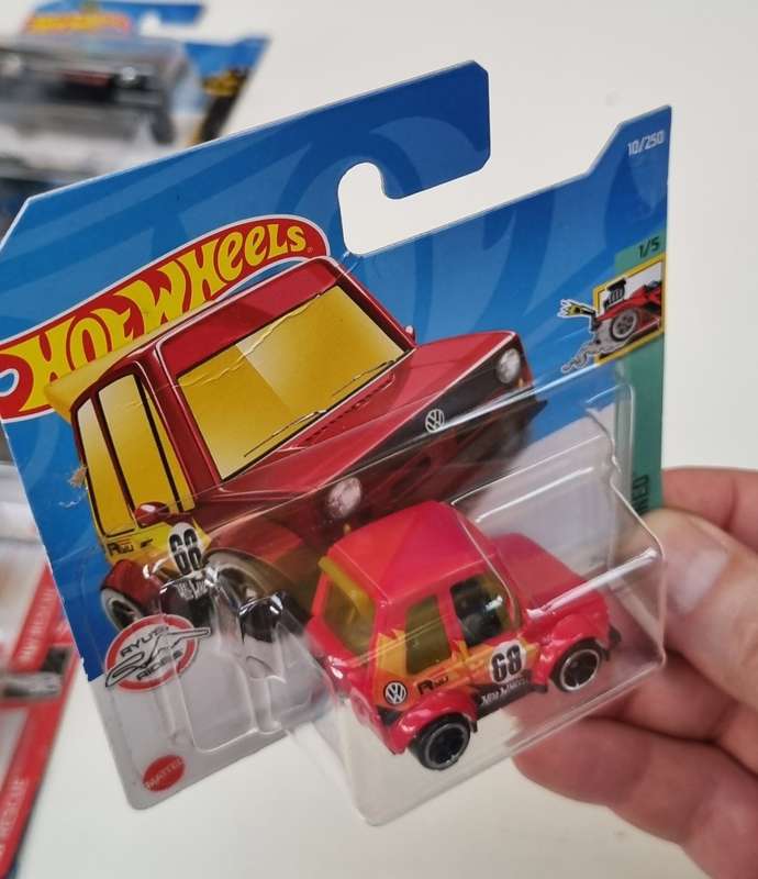 Hot Wheels Tooned Volkswagen Golf MK1