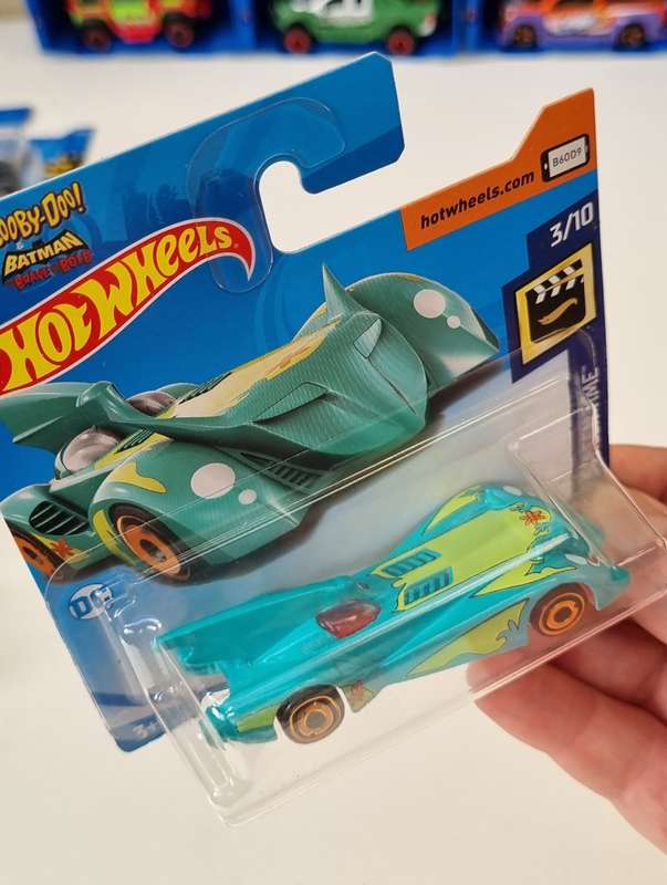Hot Wheels Batmobile Scooby Doo